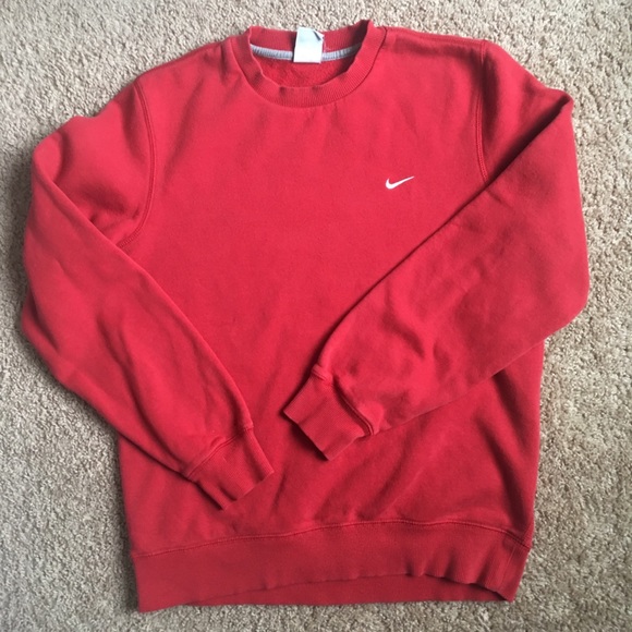 nike red sweater